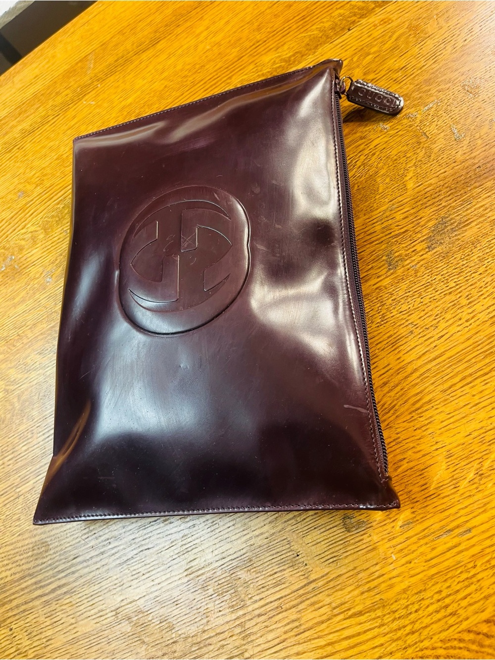 Gucci Men's Leather Zip Pouch in Deep Burgundy